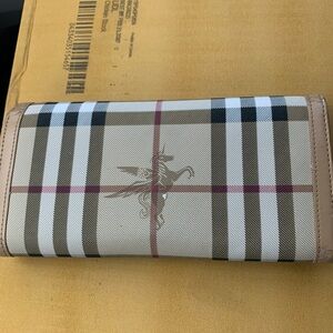 Burberry Wallet | Women’s Burberry Wallet see pics